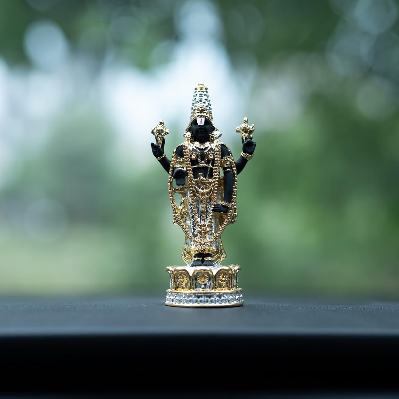 Amazon Idolkart 24 Carat Gold And 999 Pure Silver Coated Tirupati Balaji