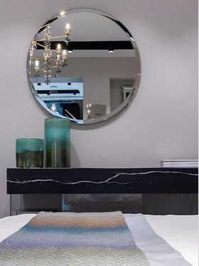 Aryaansh Round Shaped Glass Wall Mirror 368 M