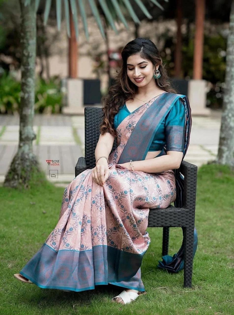 Avantika Fashion Woven Kanjivaram Art Silk Pure Si