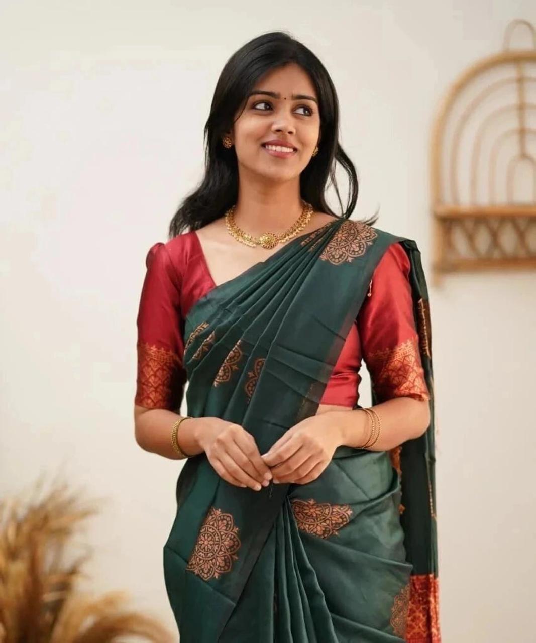 Avantika Fashion Woven Kanjivaram Pure Silk Art Silk Saree (green Red) 367