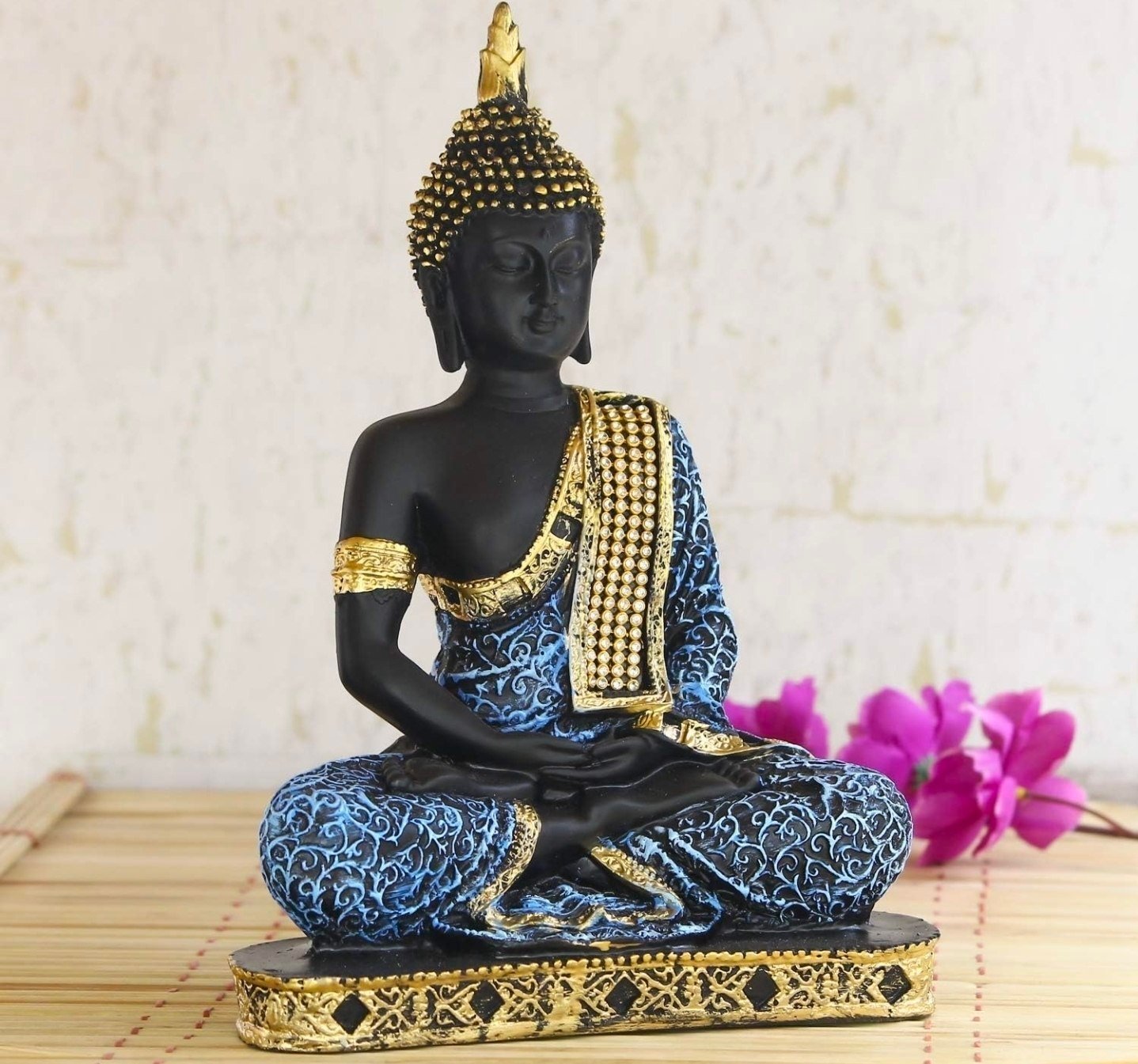Buddha Showpiece At 258