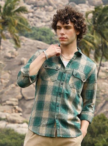 Cahoot Men Comfort Opaque Checked Casual Shir