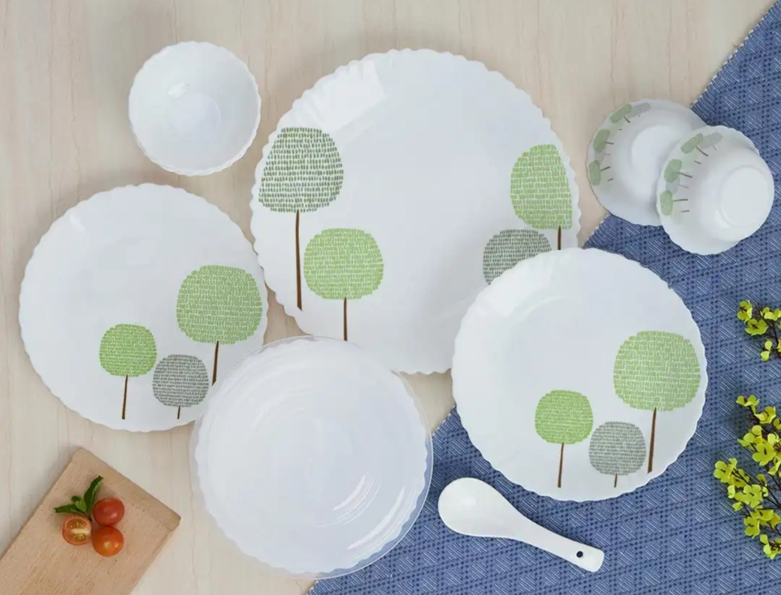 Larah By Borosil 34pc Dinner Set Rs 1 044