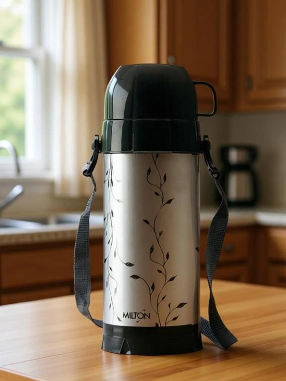Milton Eiffel 1000 Insulated Hot Or Cold Flas