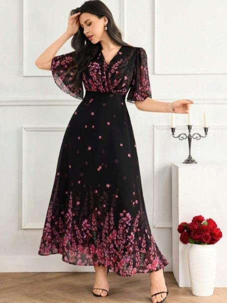 Nautiful Floral Printed V-neck Flutter Sleeves Fit