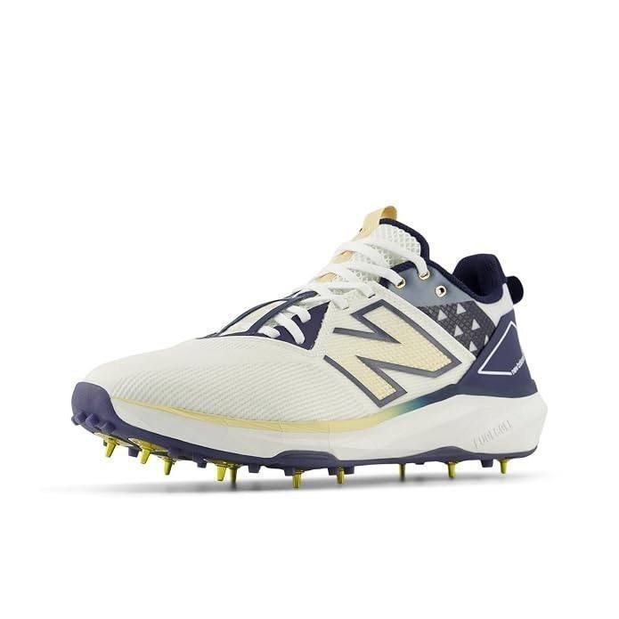 New Balance Men Ck10 Cricket Shoes At Rs 7949