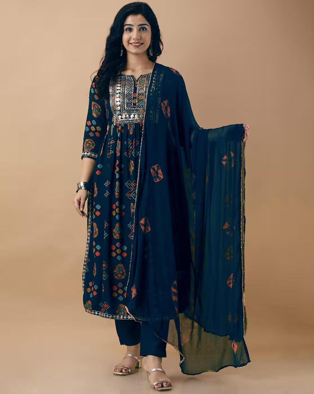 Nyrika Women Embroidered Straight Kurta Set 640