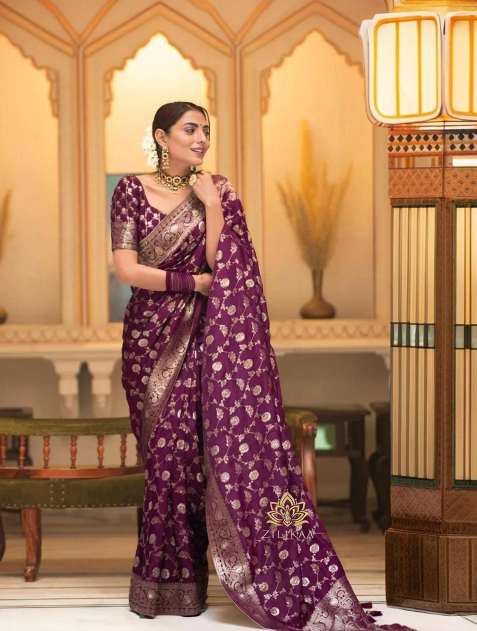 Pheasant Woven Banarasi Jacquard Art Silk Sar