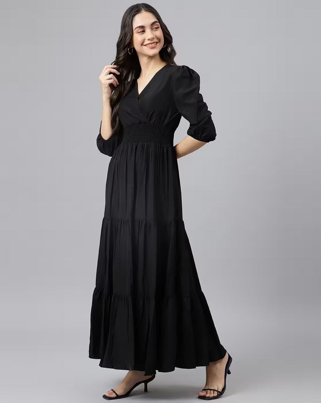 Raiyani Enterprise X Ag Women V-neck Maxi Tiered D