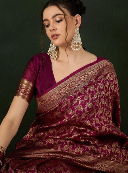 Sangria Woven Design Saree With Blouse Piece 641