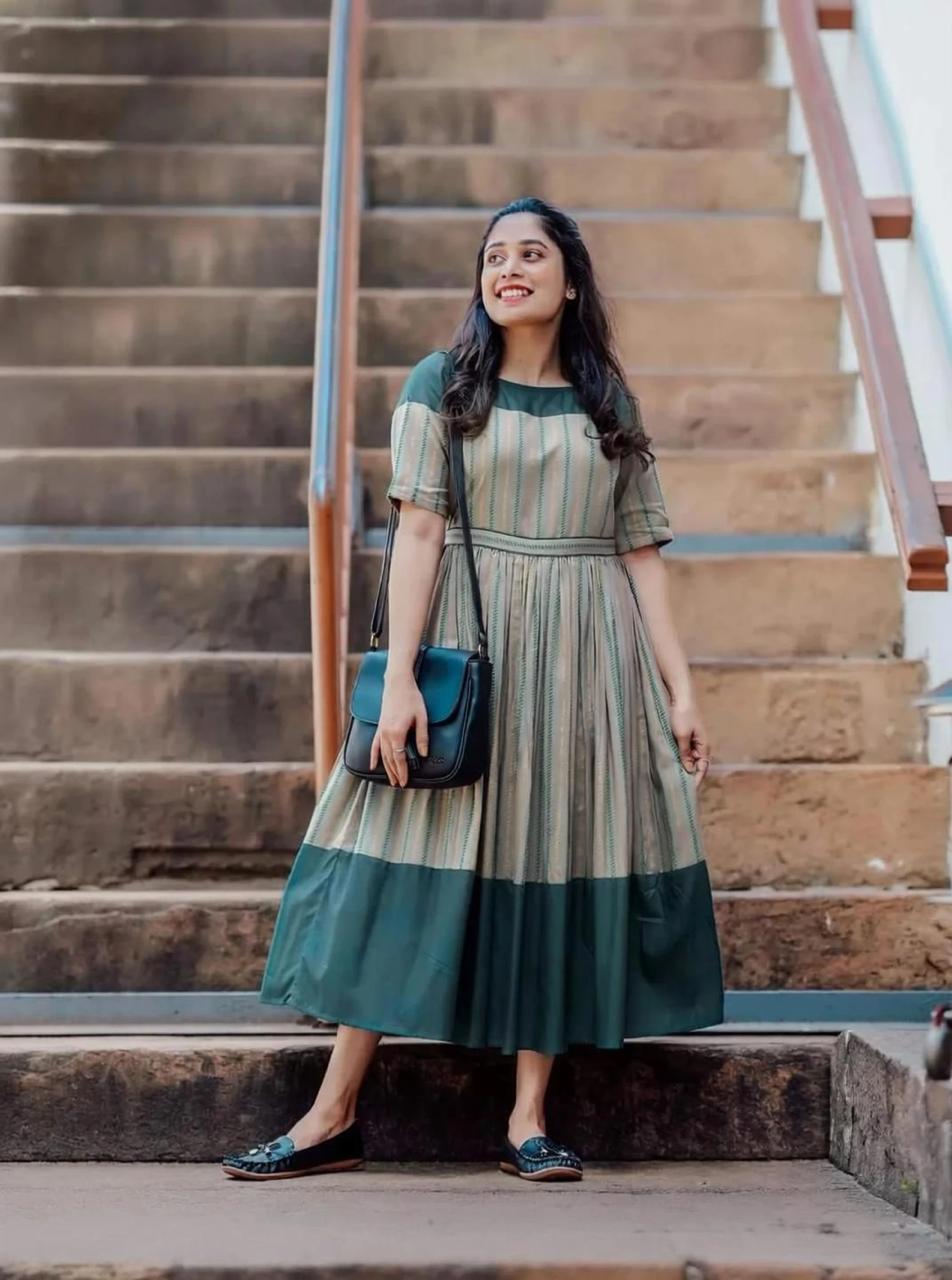 Tp Studio Striped Viscose Rayon Anarkali Kurt