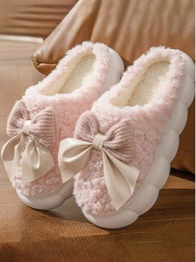 Wolvesden Women Embellished Room Slippers With Bow