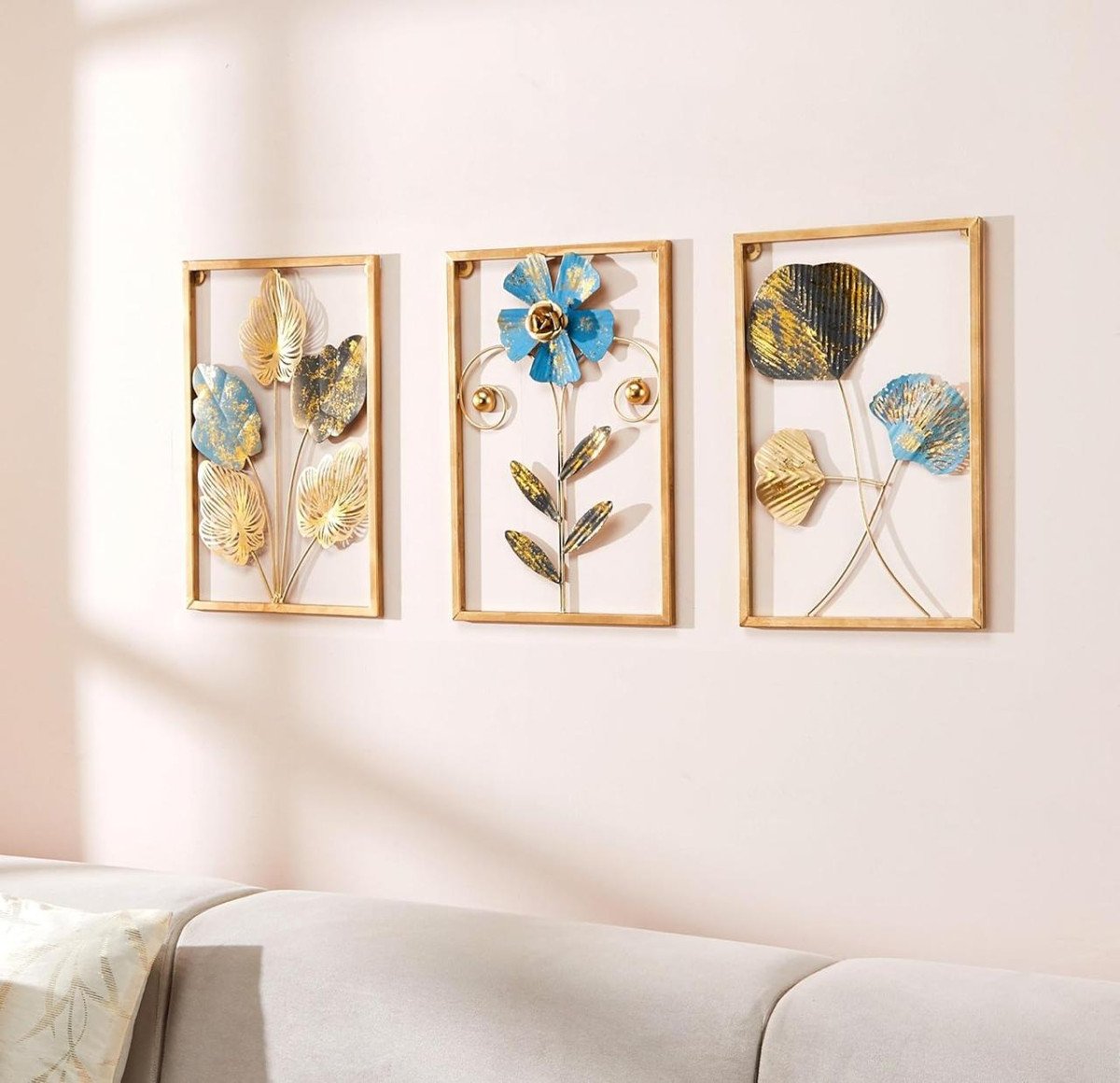 Solimo Leaves Metal Wall Decor Elegant Nature-inspired Iron Wall Hanging 62