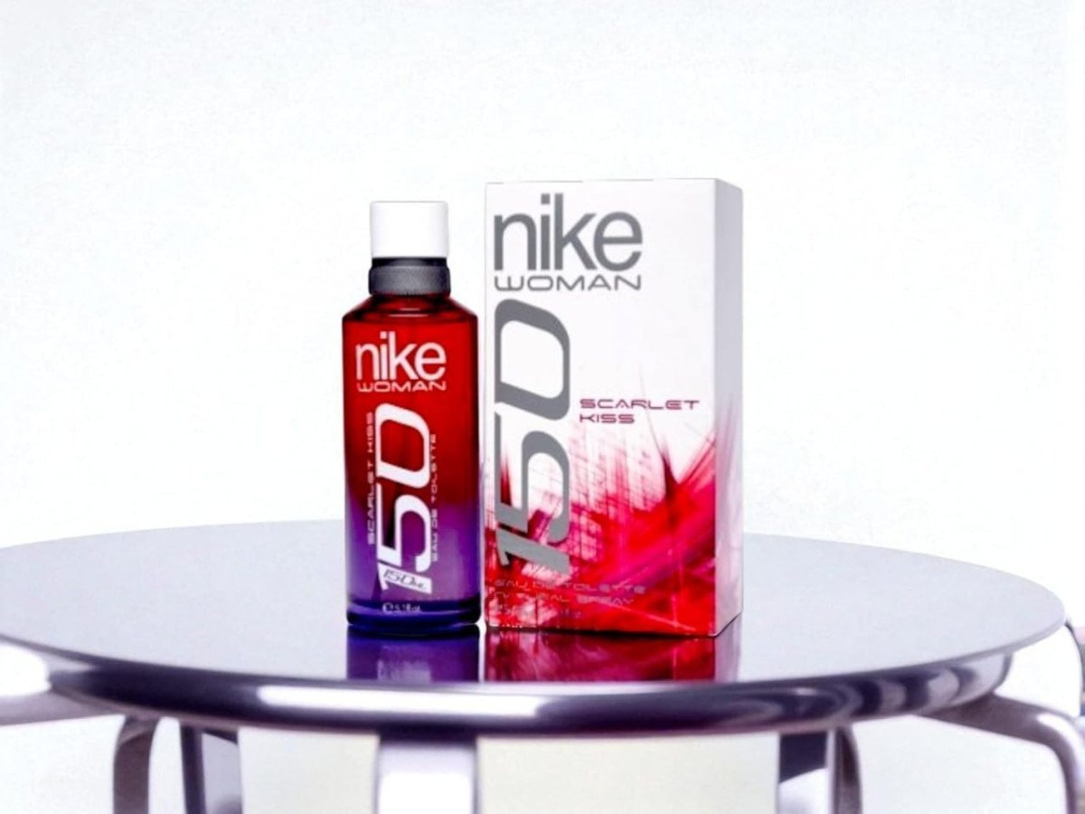 N150 Woman Scarlet Kiss Edt Scarlet 299