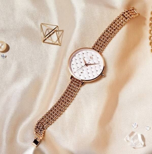 Loot Fastrack Vyb Rose Gold Metal Strap Analog Wat