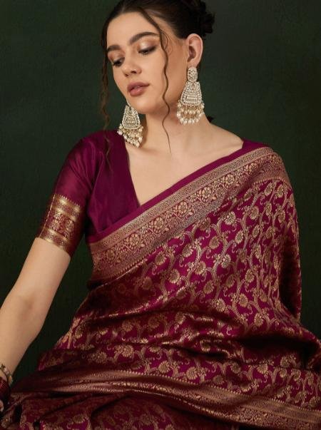 Sangria Woven Design Saree With Blouse Piece 672