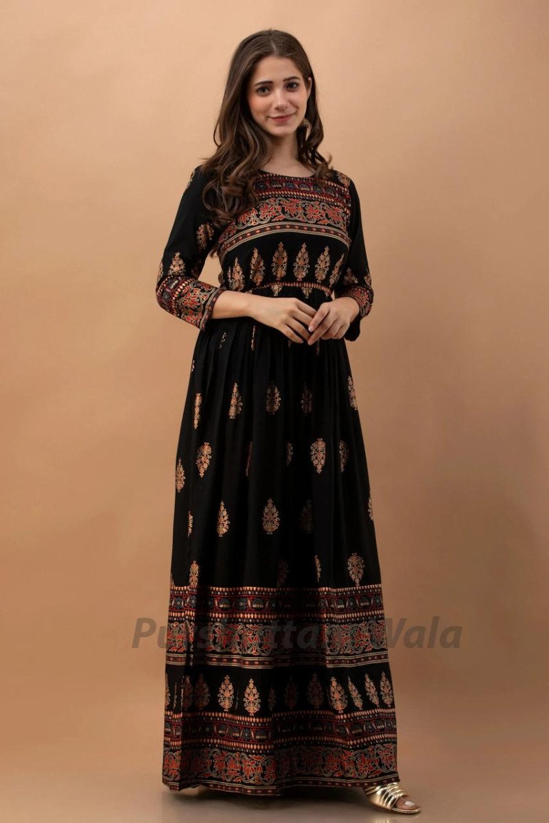 Purshottam Wala Women Fit And Flare Black Ankle Le