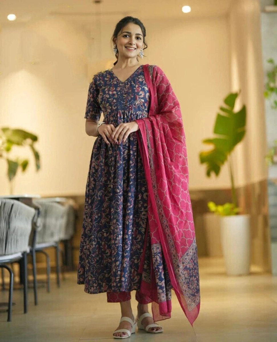 Jaipuri Bunaai Women Viscose Rayon Kurta Pant